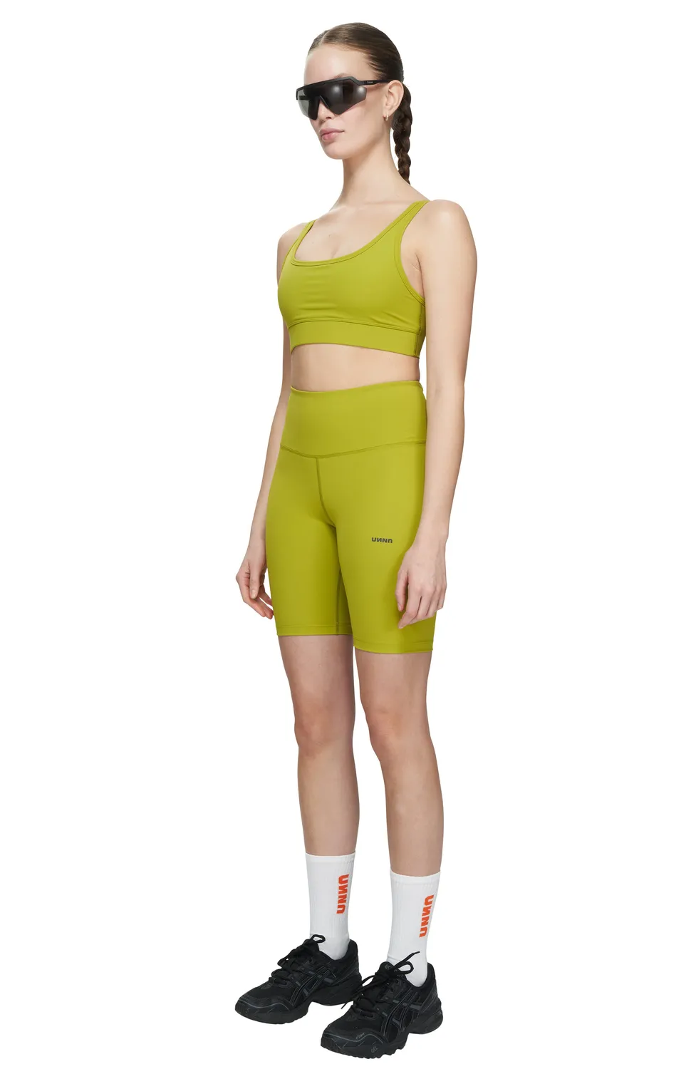 UNNA Good Place Shorts Laufshorts goldgrün mit Handytasche