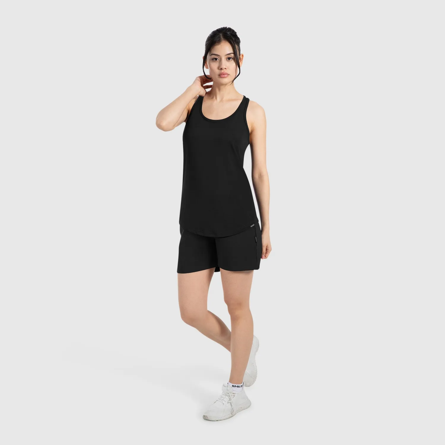 Smilodox Amaze Pro Corry Shorts Lila lockerer Schnitt