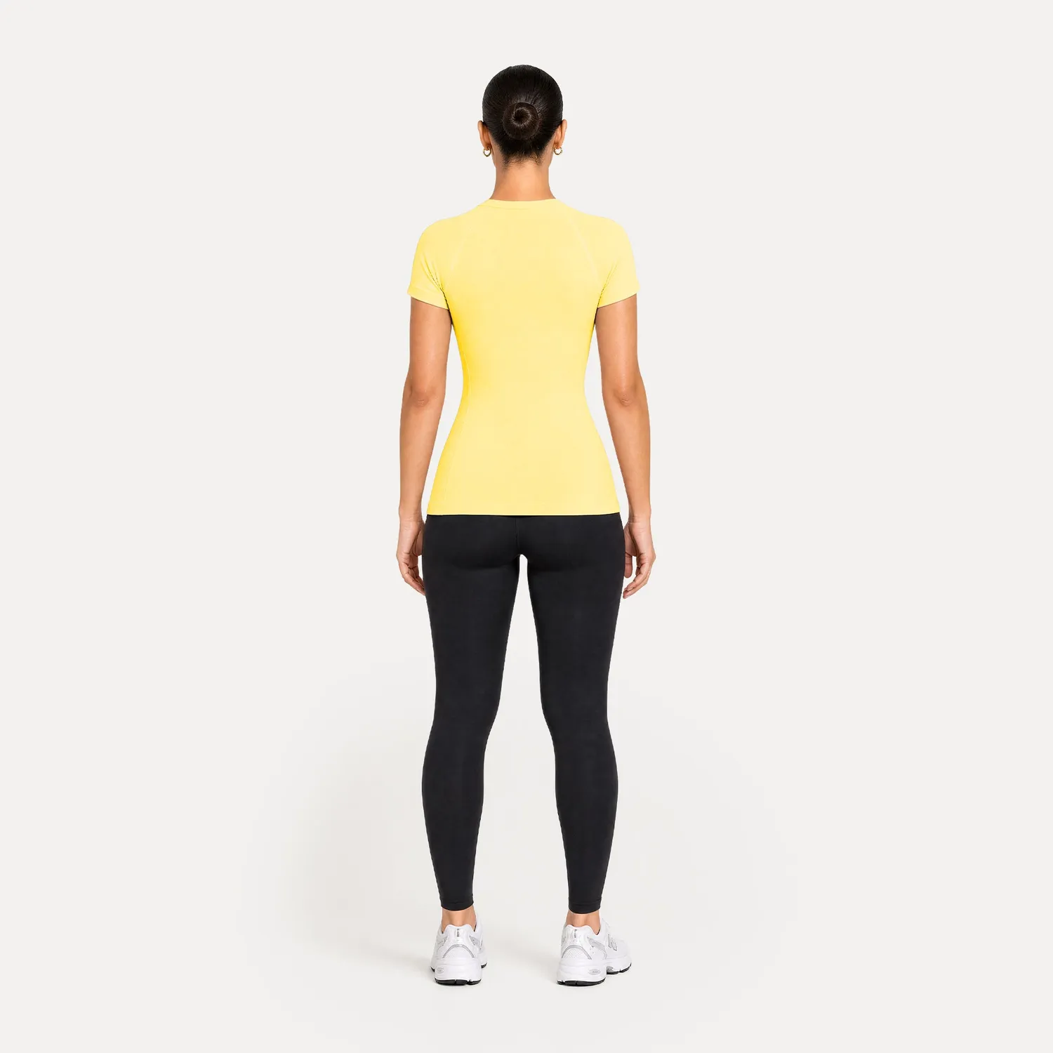 Smilodox Lunara Lyana T-Shirt Damen Schwarz elastisch