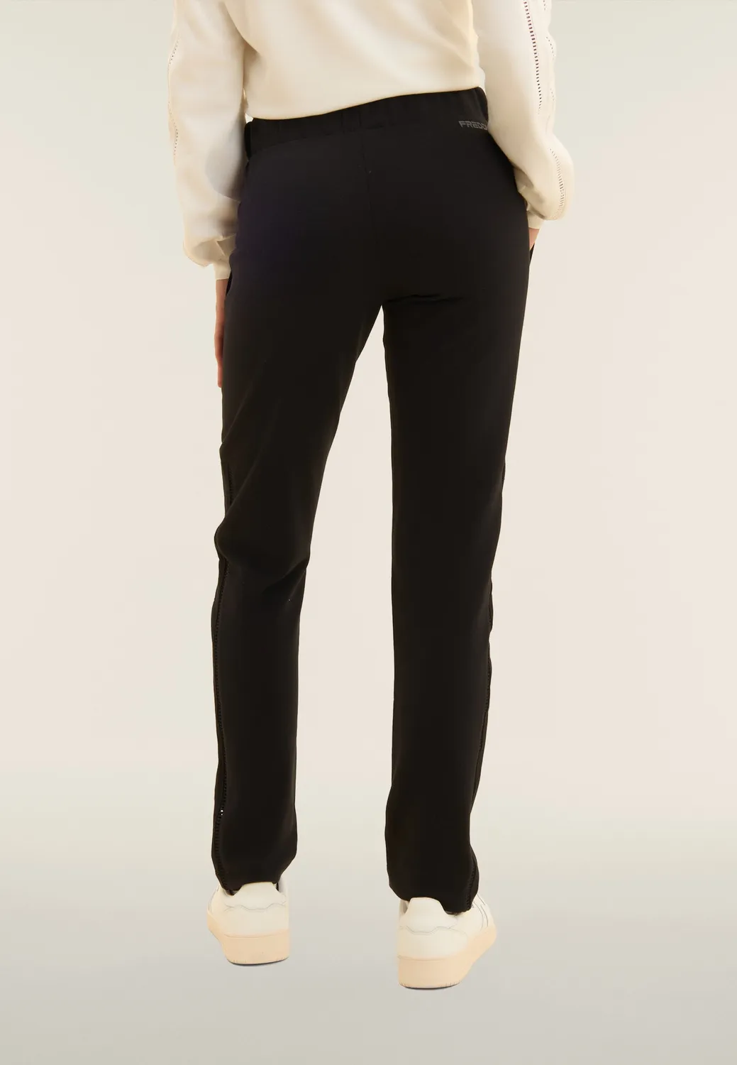 Freddy Sporthose Gerades Bein Stickerei Zen Blue bequem