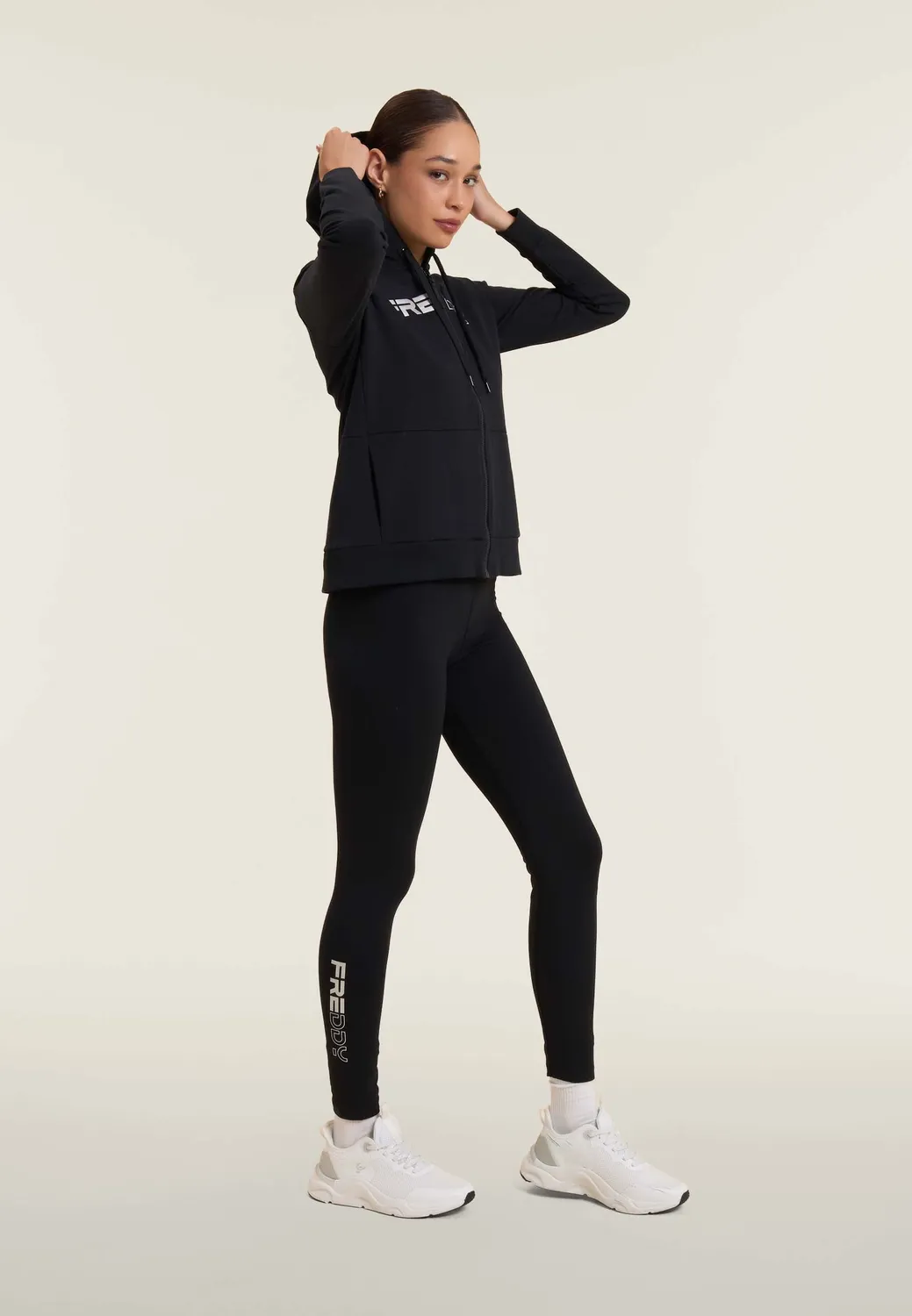 Freddy Full-Zip Hoodie Kapuze Perlen-Logo comfort