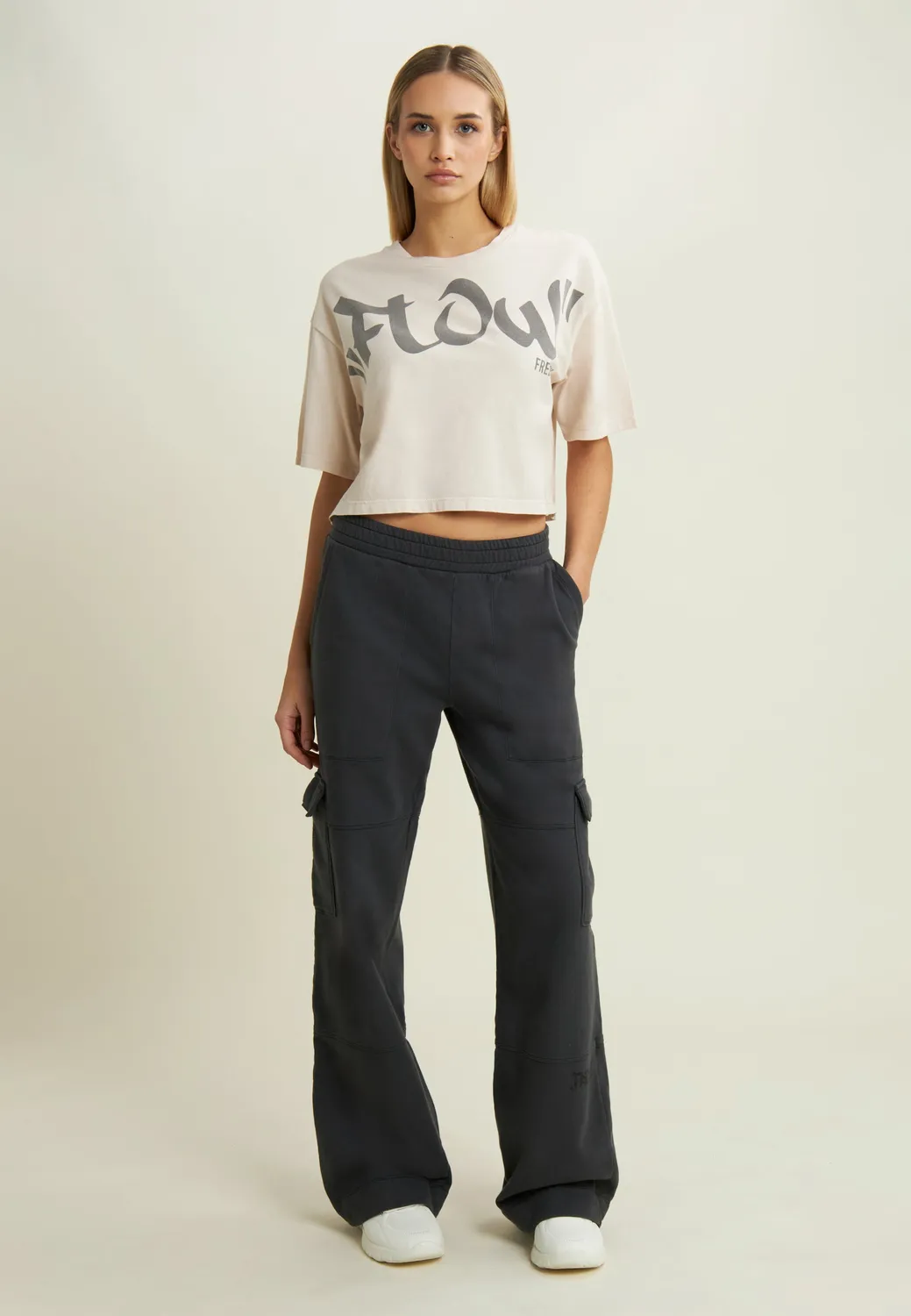 Freddy Flow Cropped T-Shirt Gray Asphalt Print
