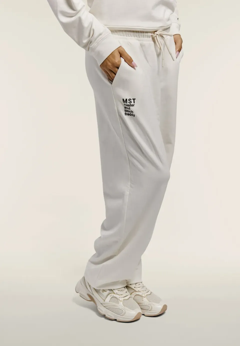Freddy Comfort Sweathose Schwarz mit Beinbündchen