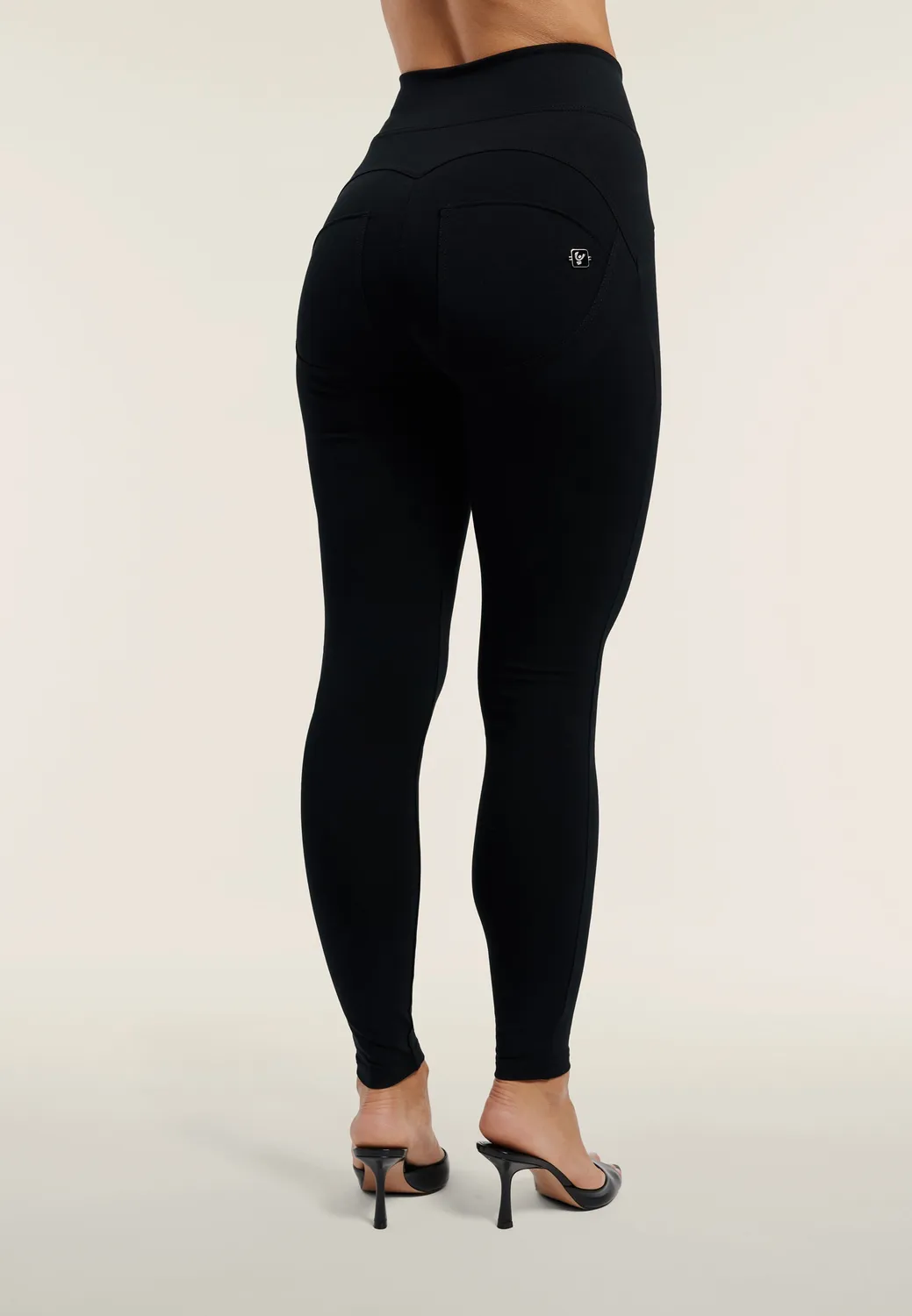 Freddy WR.UP Skinny Hose Nero Bio-Baumwolle Push-up