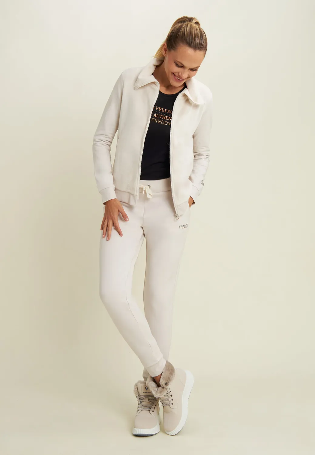 Freddy Samt Sweatjacke Damen Turbulence mit Zip
