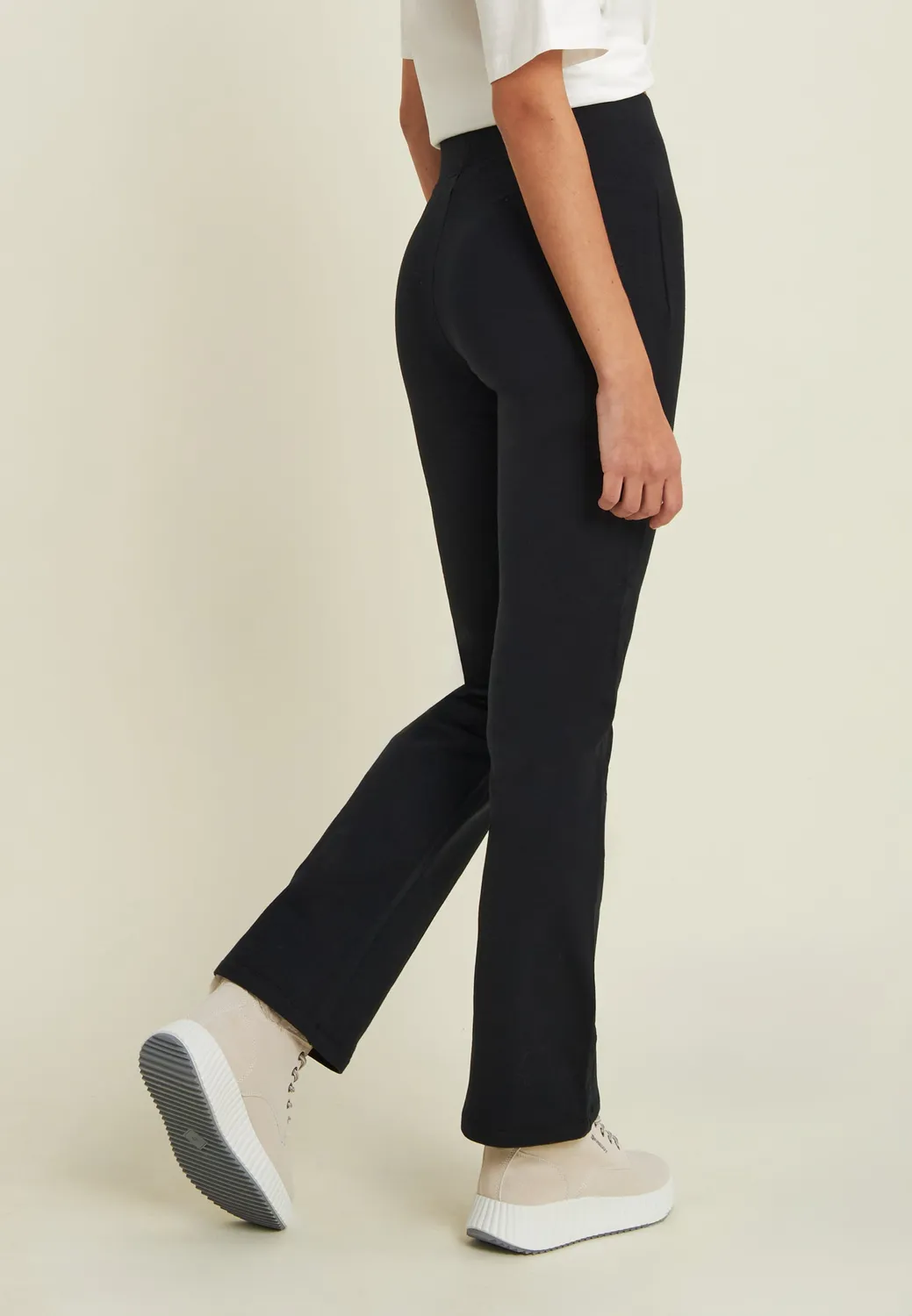 Freddy Sweat Schlagleggings Flared Anthrazit Blickdicht