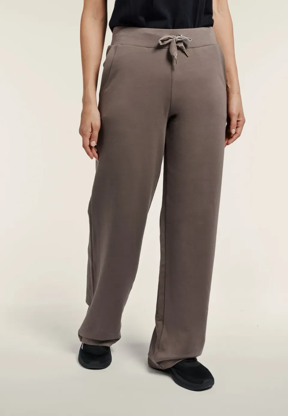 Freddy Wide Leg Sporthose Damen Falcon Brown Modal