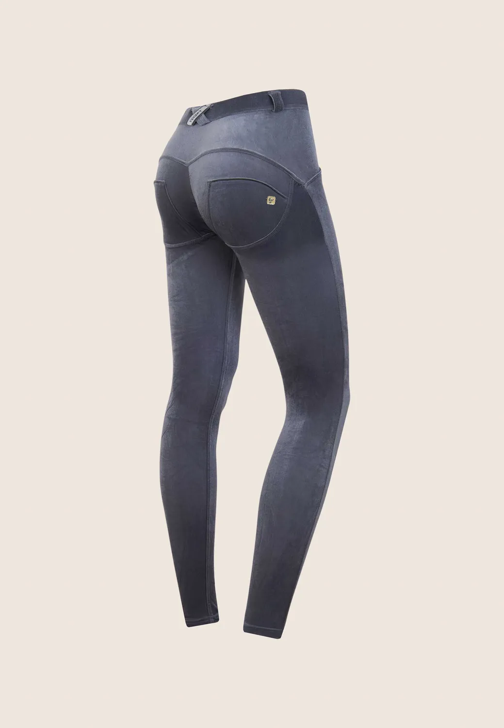 Freddy WR.UP Push-Up Hose Damen Samt-Optik Nero
