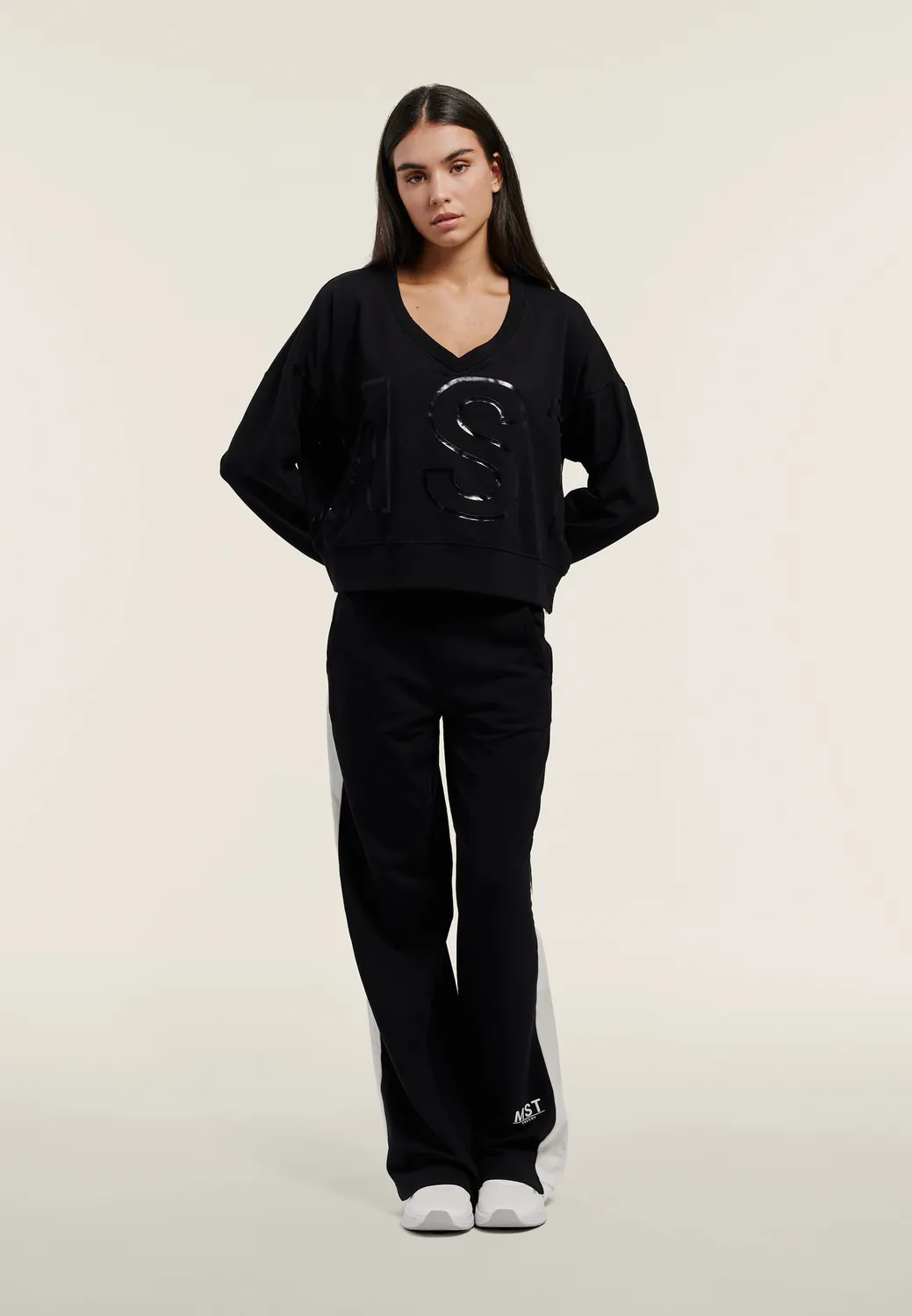 Freddy Cropped V-Ausschnitt Sweatshirt Damen schwarz Maxi-Print