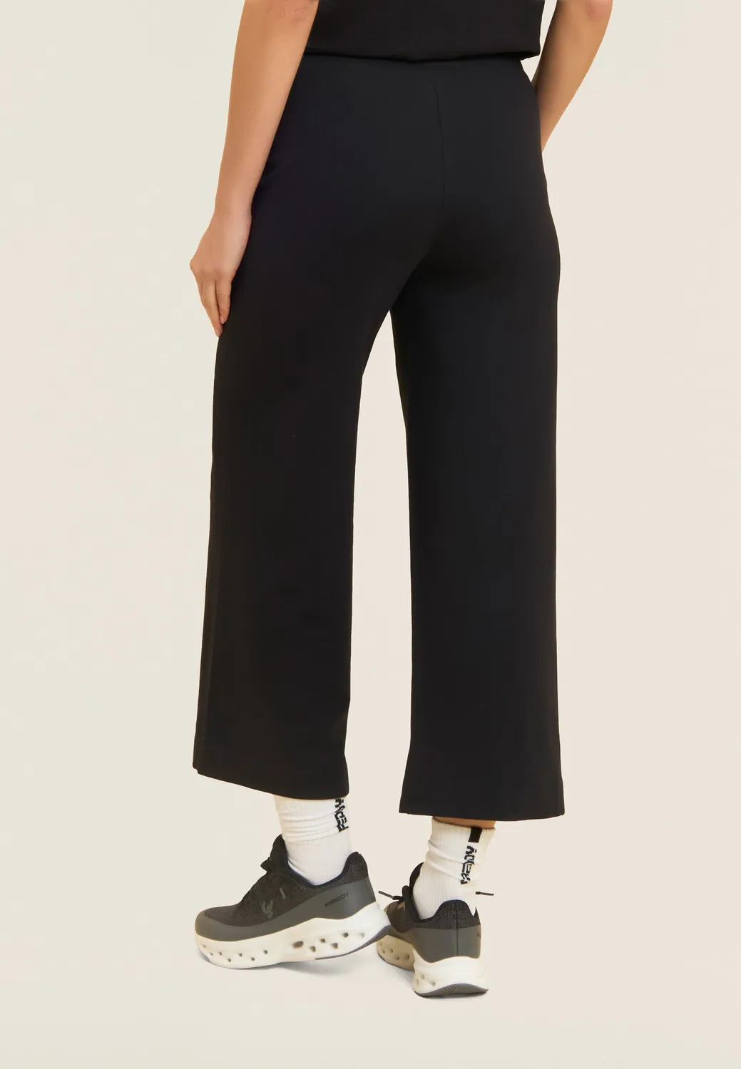 Freddy Wide Leg Sporthose Damen Schwarz Cropped