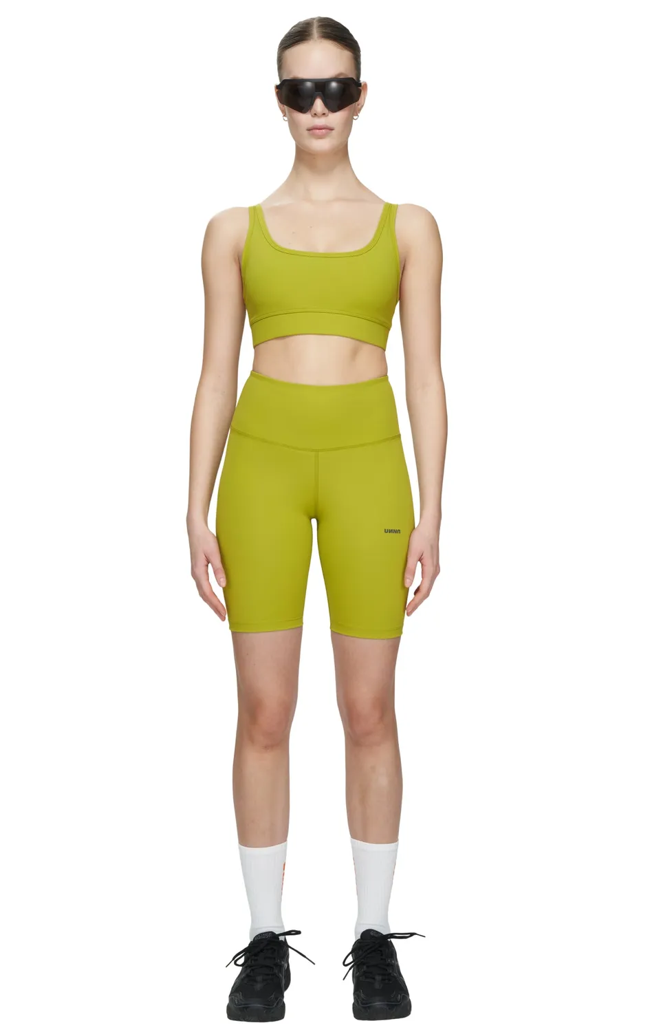 UNNA Good Place Shorts Laufshorts goldgrün mit Handytasche