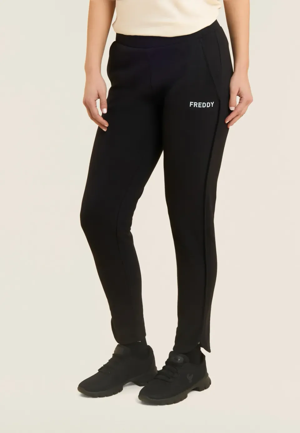 Freddy 7/8 French Terry Hose Damen schwarz runder Saum
