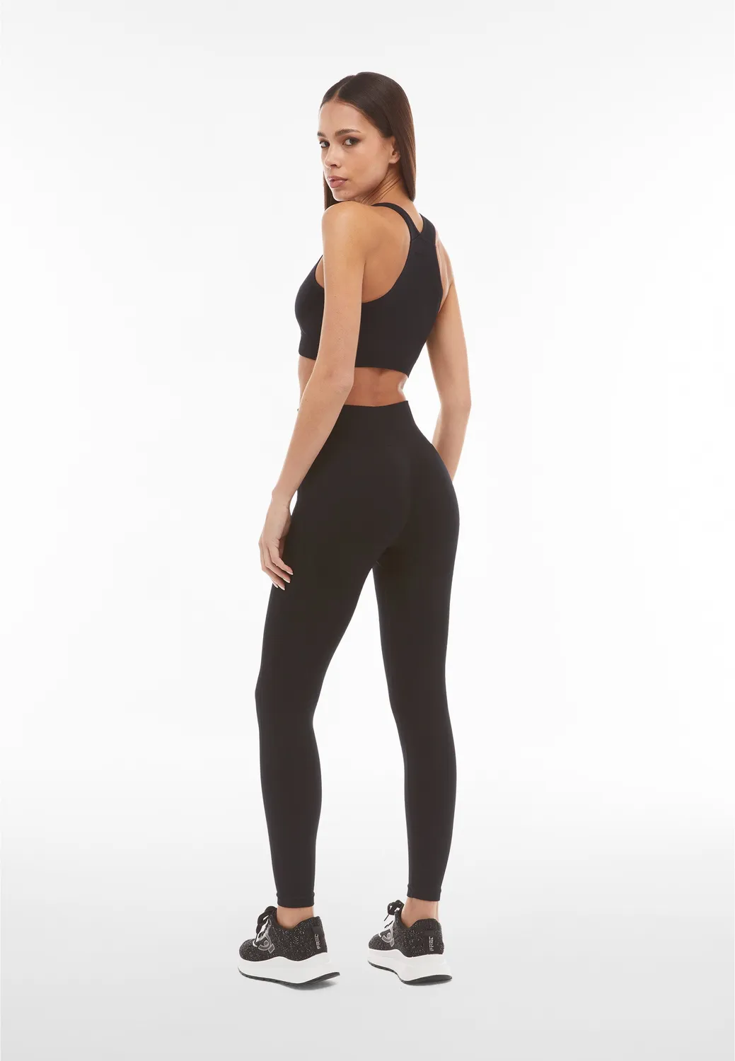 Freddy Seamless Sport-BH Schwarz M/L mittlerer Halt