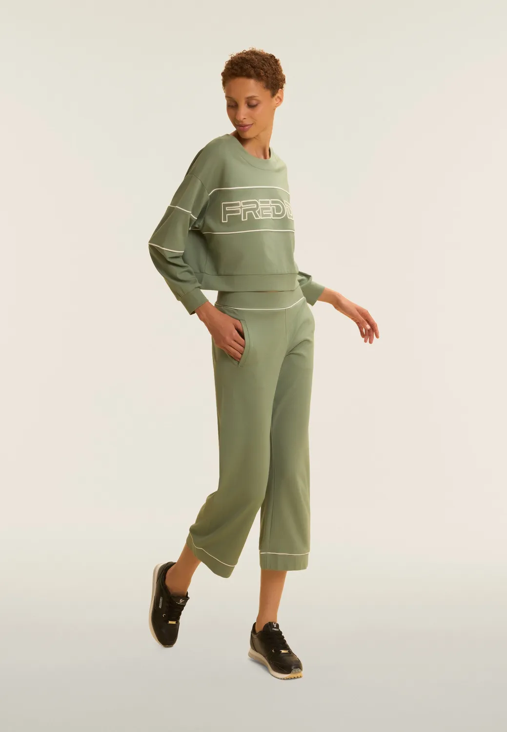 Freddy Wide Leg Sporthose Cropped Schwarz Taschen