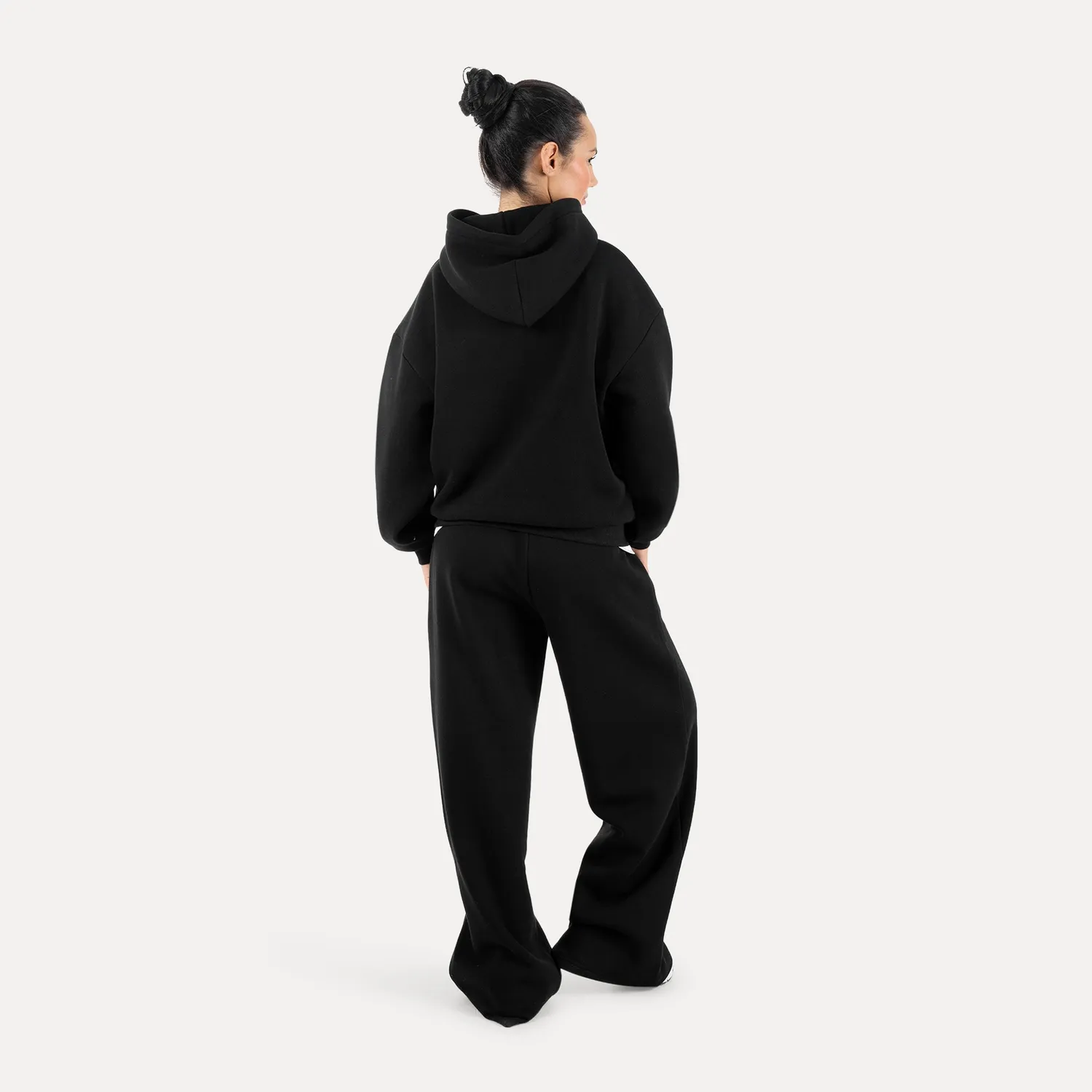 Smilodox Thalea Jogginghose Damen Oversize weites Bein