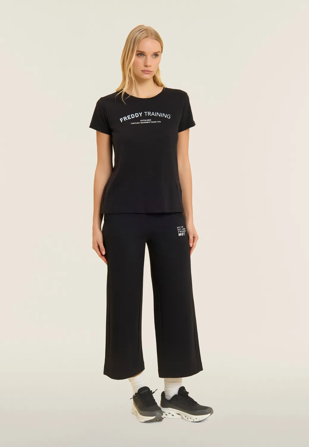 Freddy Wide Leg Sporthose Damen Schwarz Cropped