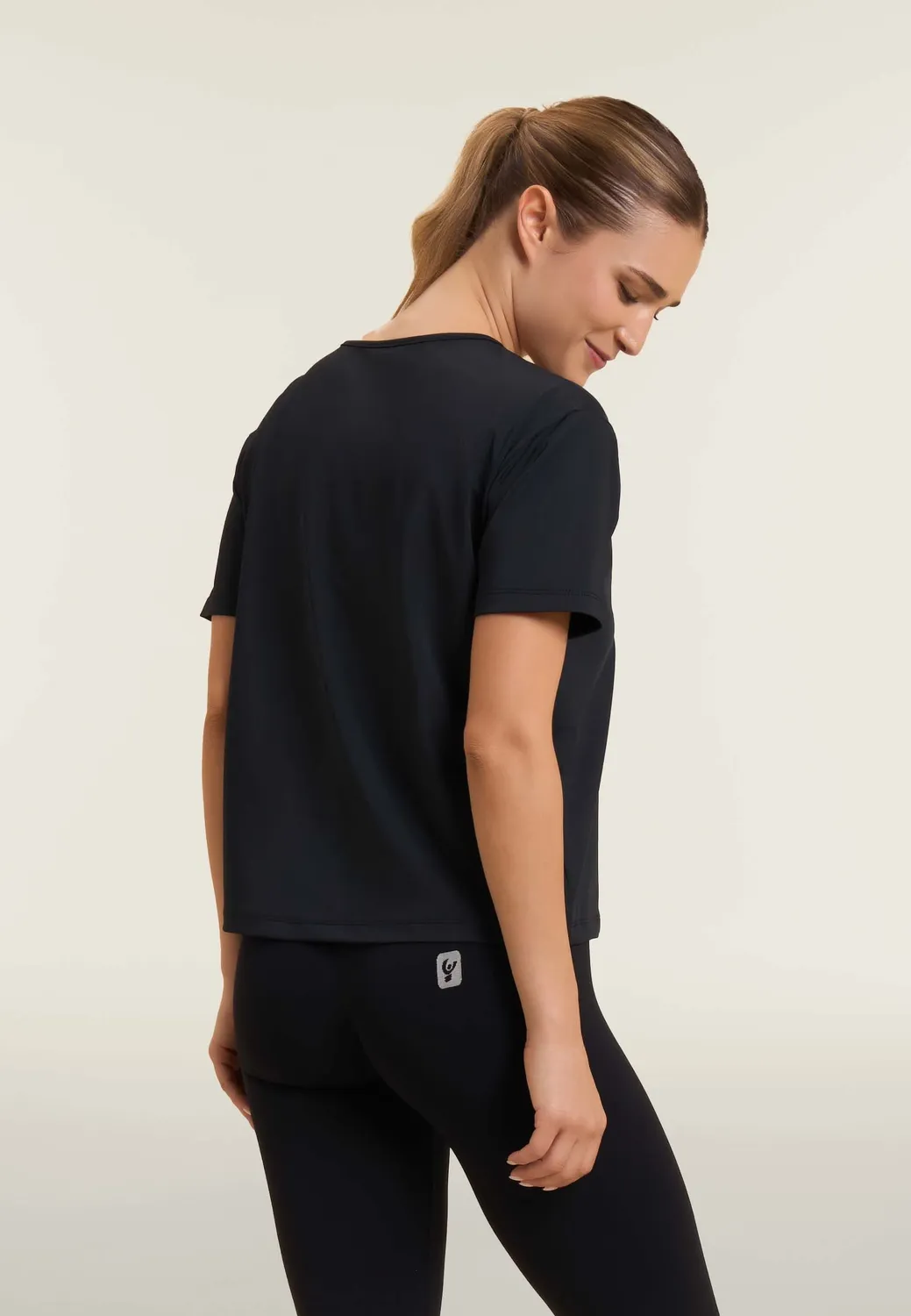 Freddy Mood Up Cropped T-Shirt Navy weite Ärmel