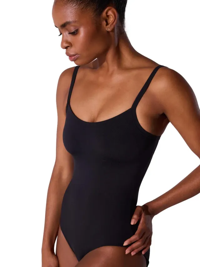 Capezio Soft Elegance EL102W Ballett-Trikot Schwarz mit BH
