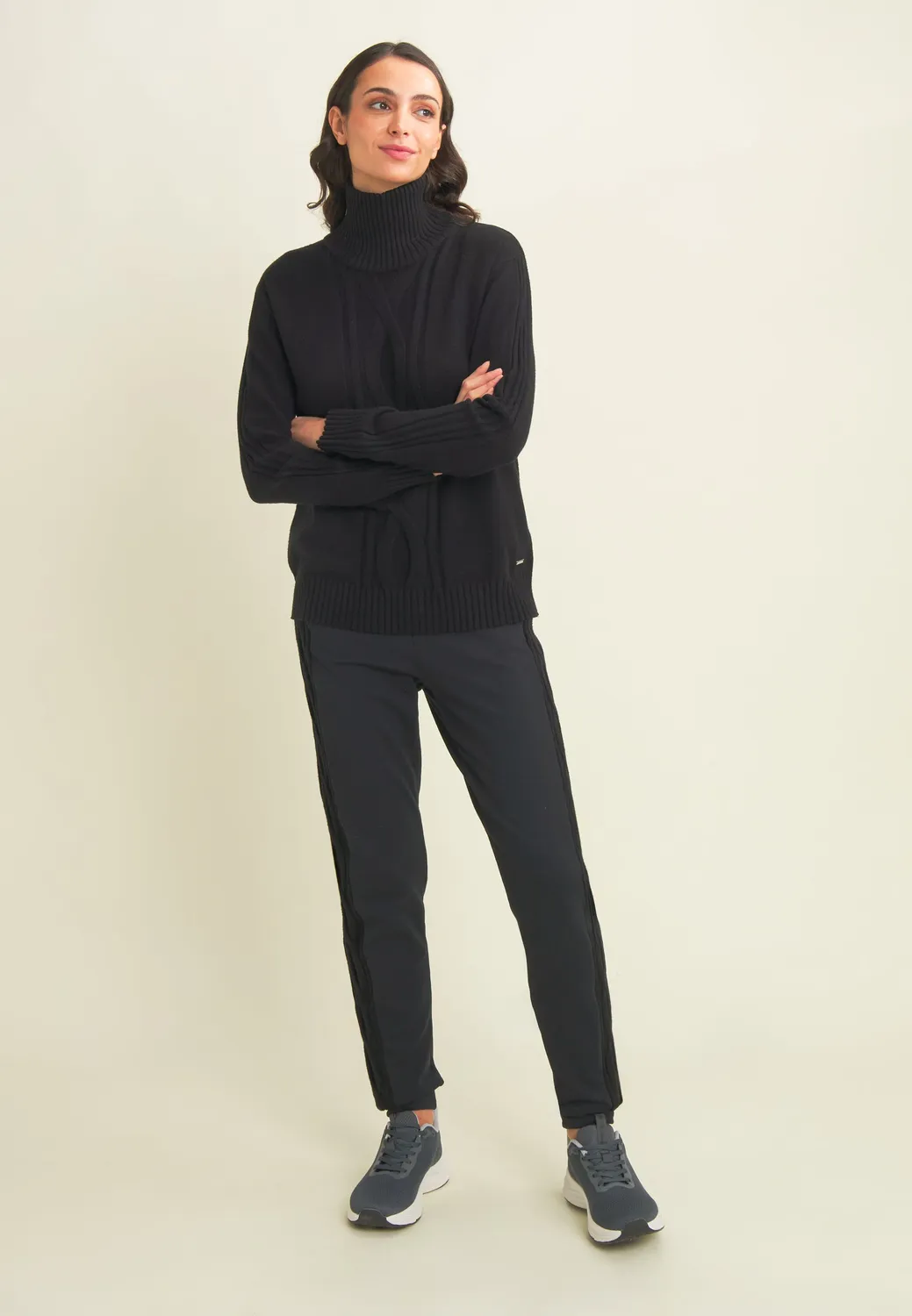 Freddy Modal Jogginghose Schwarz Zopfband warm blickdicht