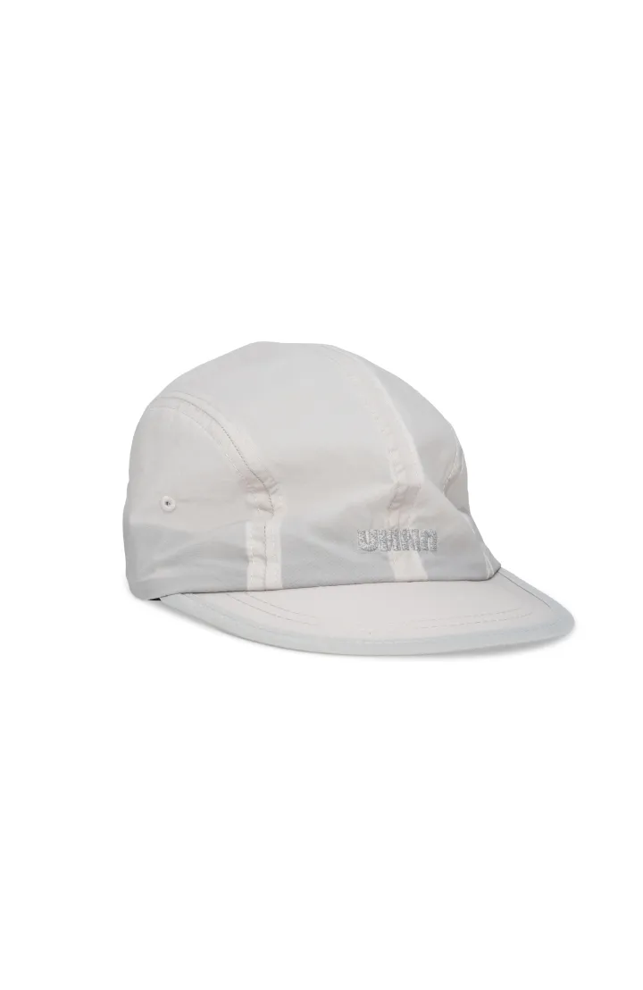 UNNA Smiles Run Cap Laufcap perlgrau leicht