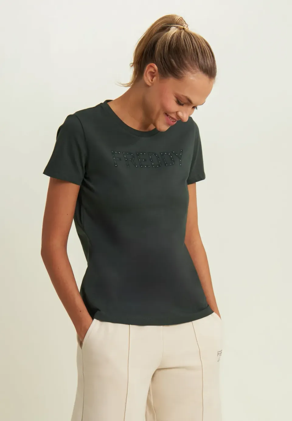 Freddy T-Shirt Damen Schwarz Nietenlogo