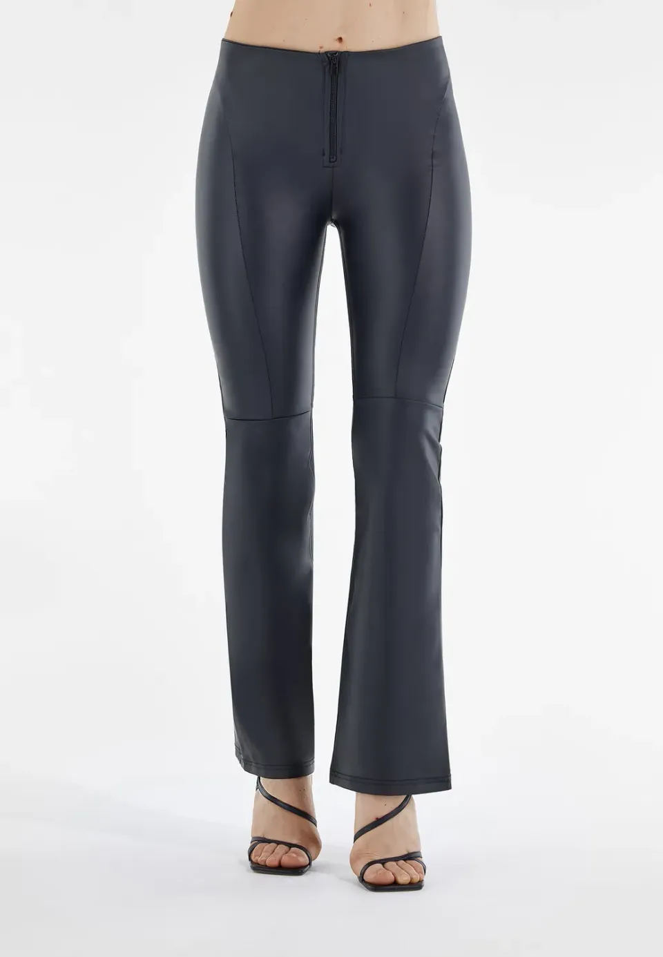 Freddy WR.UP Kunstlederhose Flare Schwarz High Waist