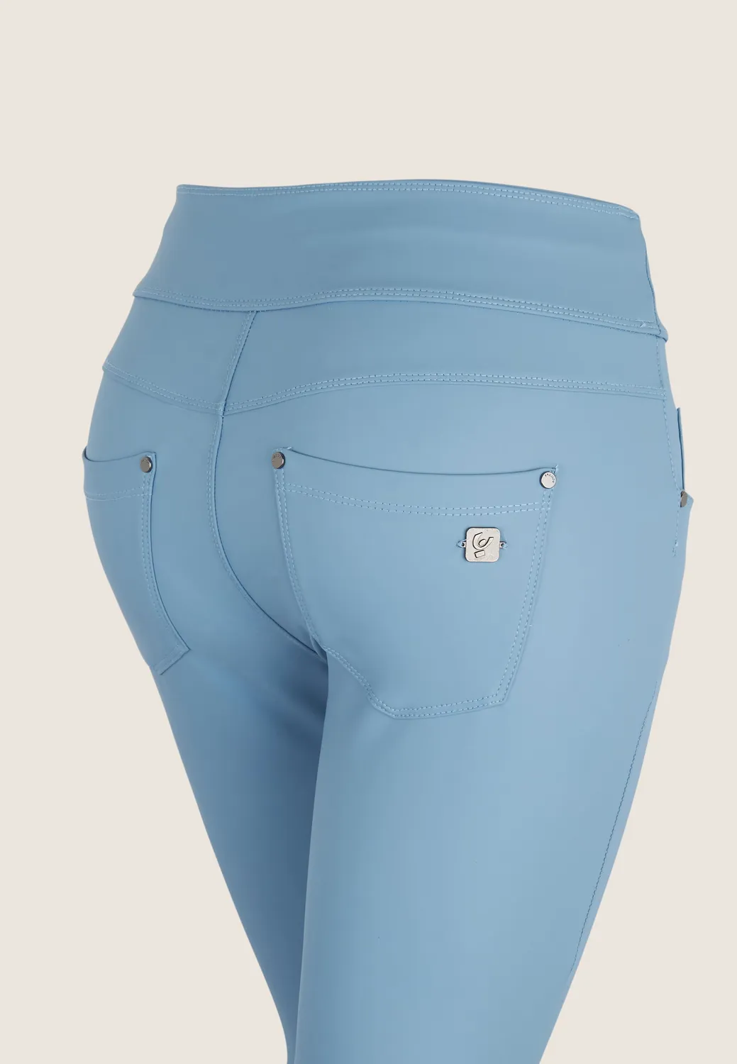 Freddy N.O.W. Skinny Hose Similpelle Matt mittlere Taille