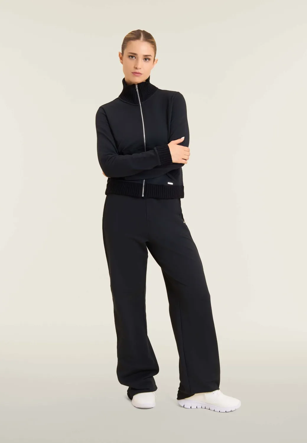 Freddy Slim Sweatjacke Schwarz mit Zip und Rippdetails