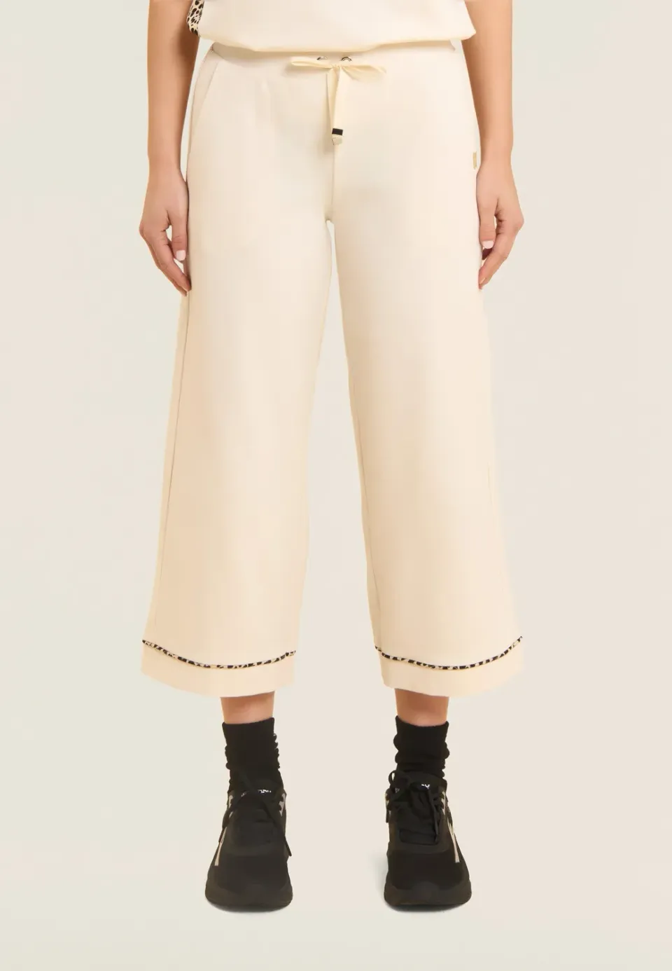 Freddy Cropped Wide Leg Hose Animal-Paspel schwarz Stretch
