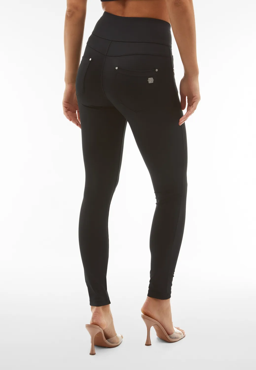 Freddy N.O.W. Skinny Hose High Waist schwarz atmungsaktiv