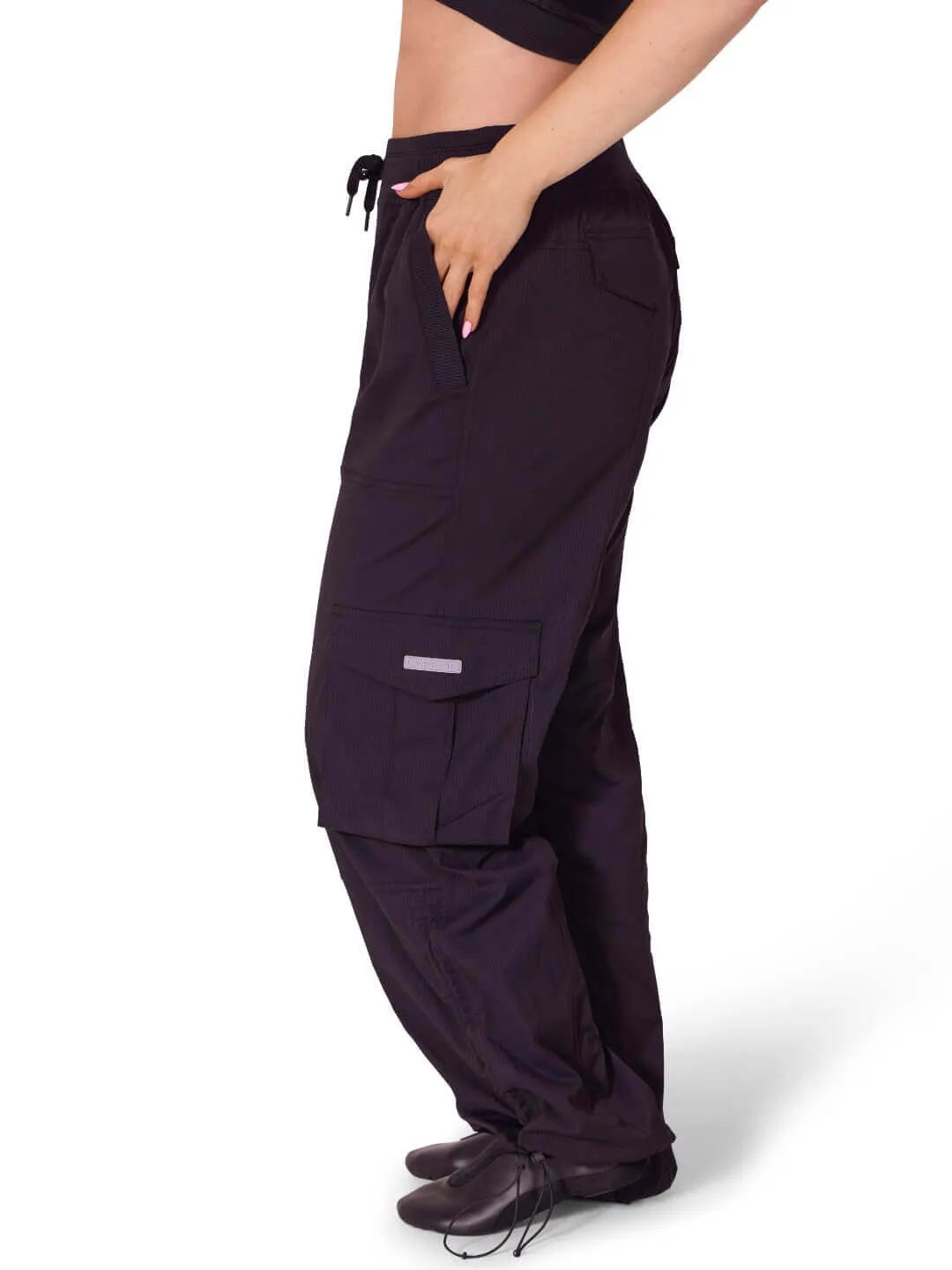 Capezio Dance Dynamics F12555W Jogger Schwarz Cargo