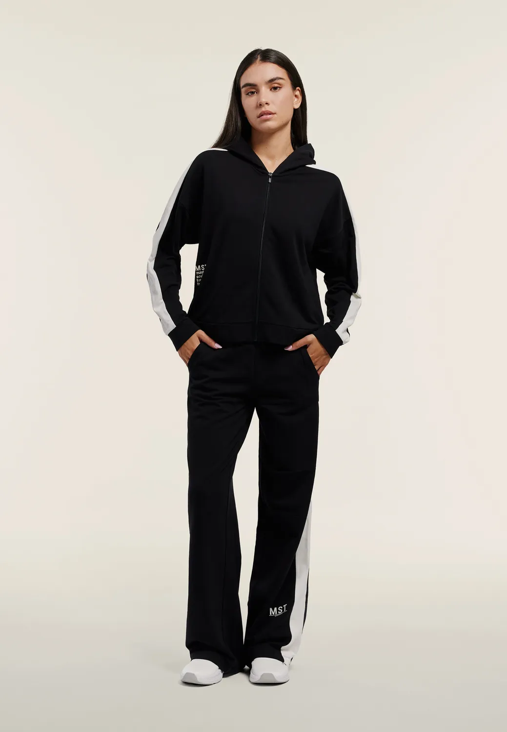 Freddy MST Cropped Hoodie Damen Schwarz mit Zip