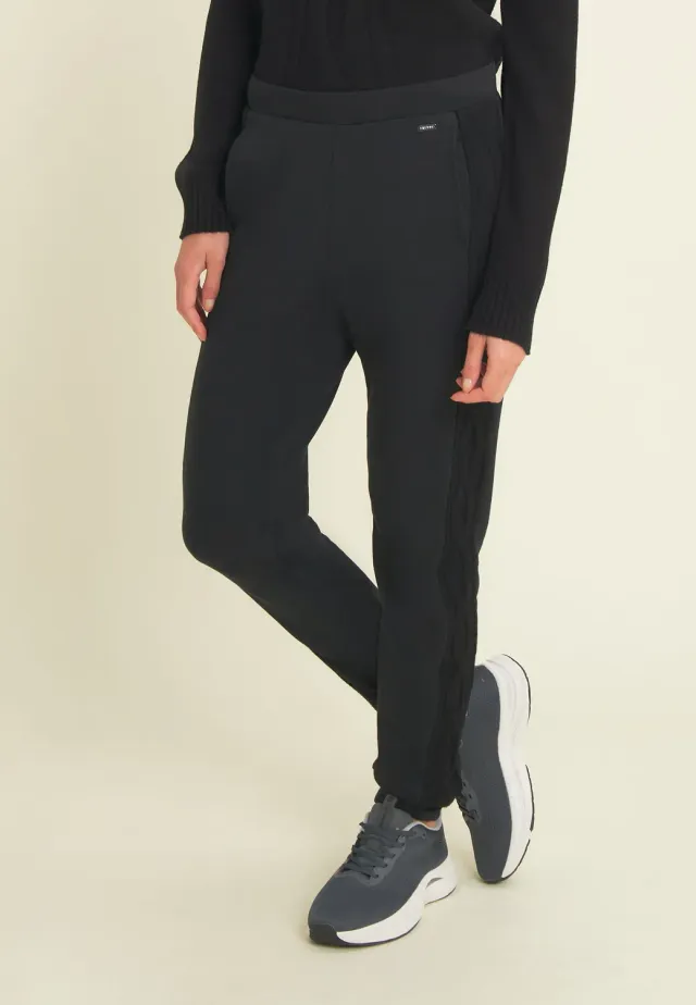 Freddy Modal Jogginghose Schwarz Zopfband warm blickdicht