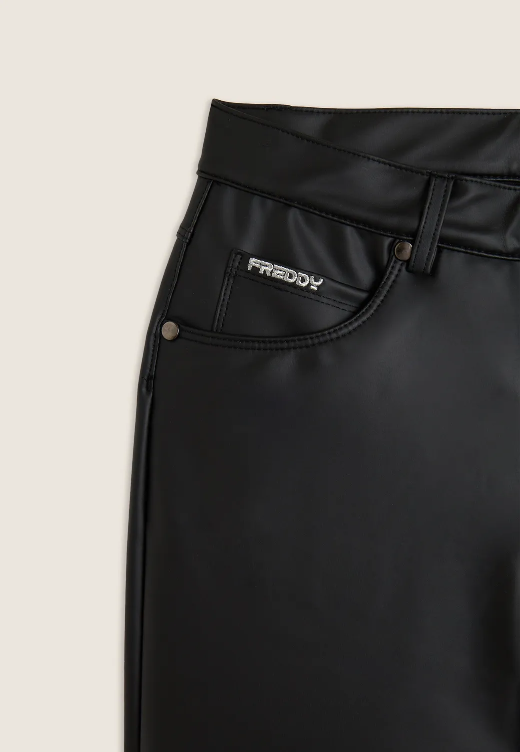 Freddy Flare Hose Kunstleder Schwarz Regular schlank
