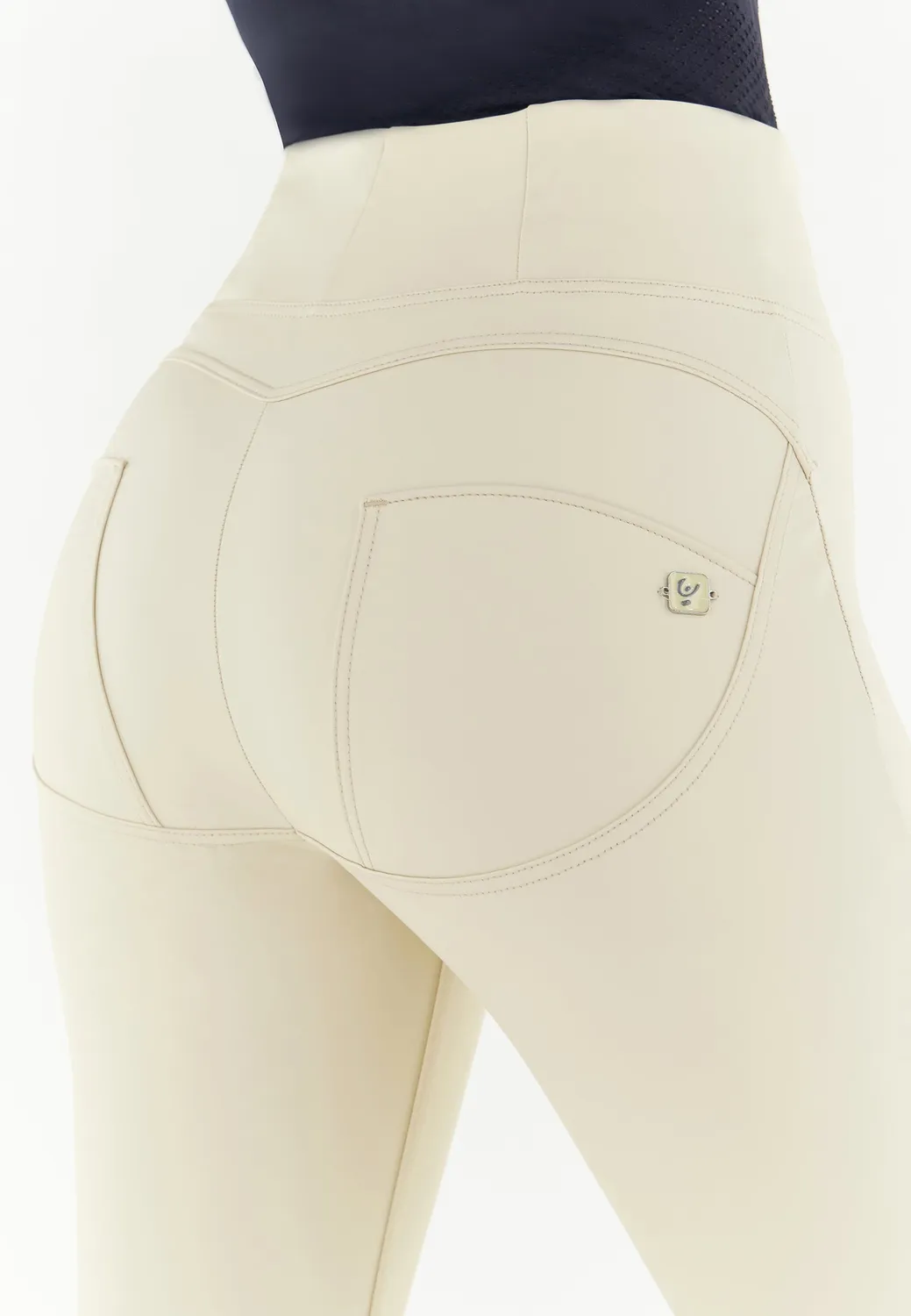 Freddy WR.UP Curvy 7/8 Superskinny Kunstleder-Leggings schwarz blickdicht