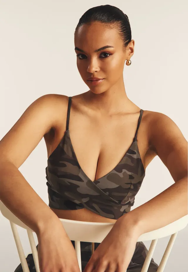Freddy Camo Cropped Top Damen mit Front-Kreuzung