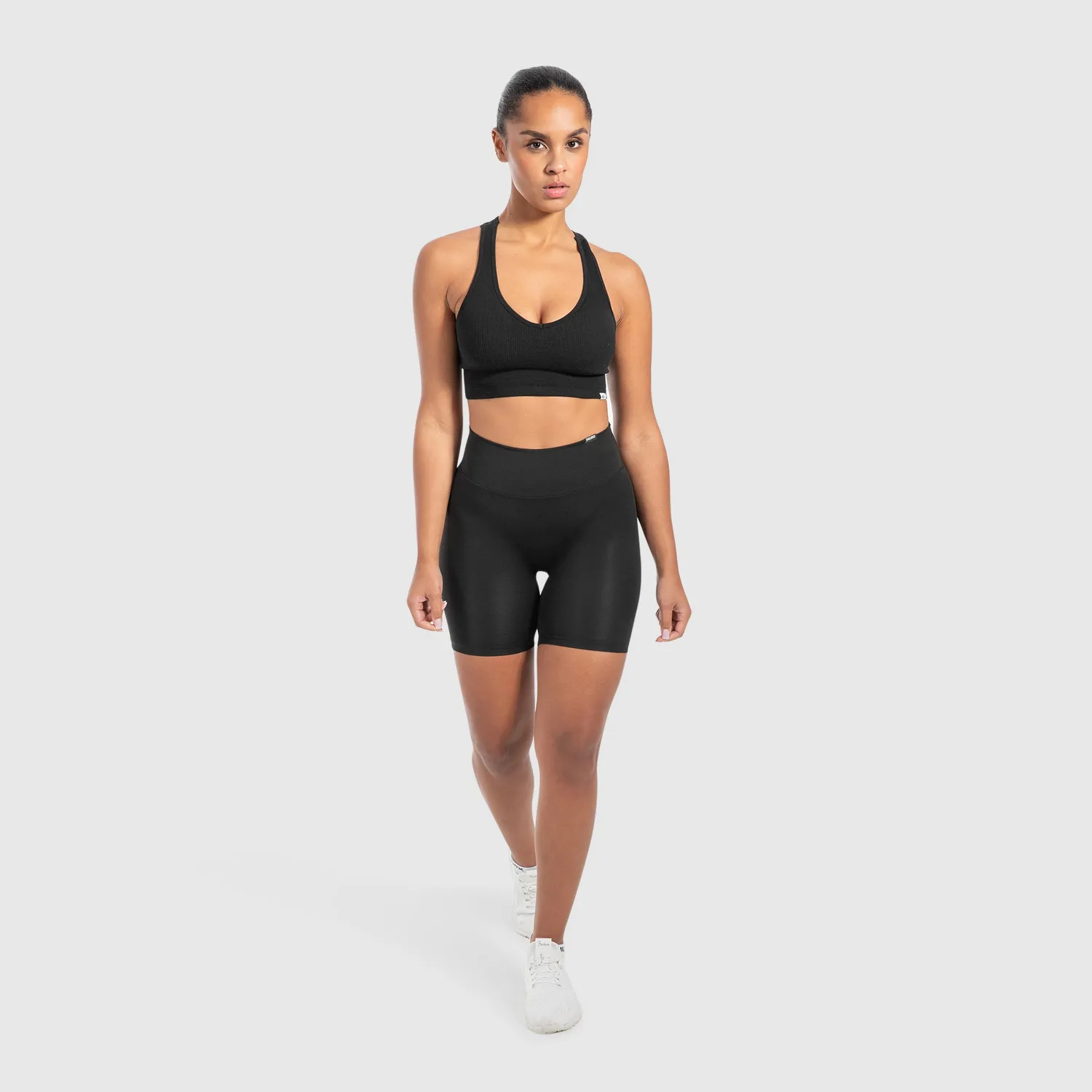 Smilodox Amaze Pro Jule Shorts Schwarz atmungsaktiv